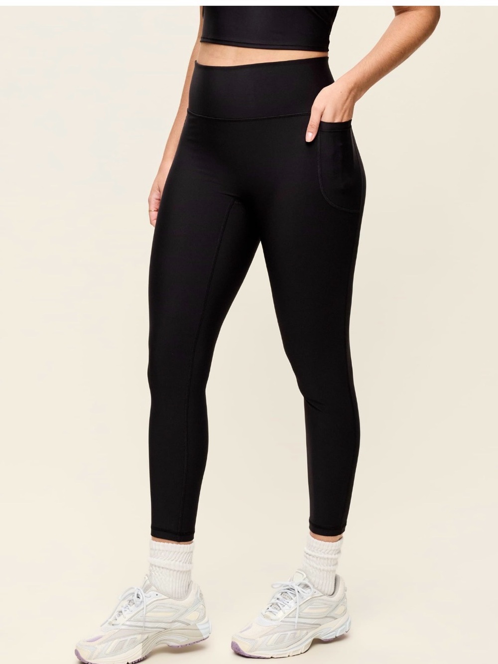 NWT Old Navy High-Waist Powersoft Boundless 7/8 Pocket Black Leggings for Women